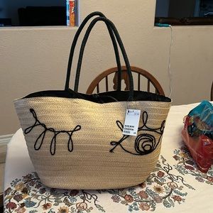 H & M tote bag